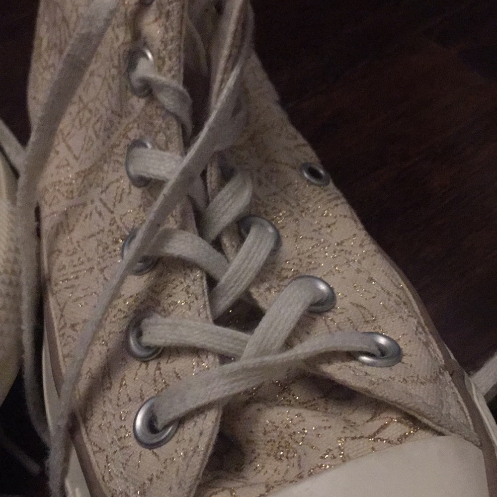 Gold patterned converse - Picture 6 of 8